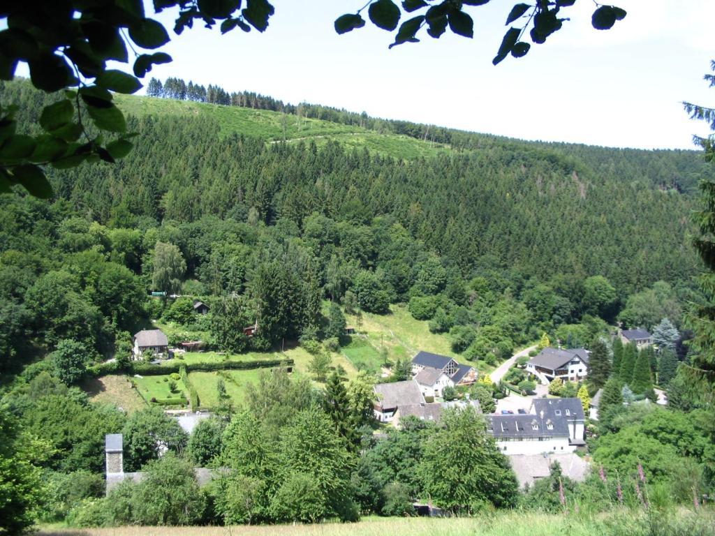 Waldhotel Im Wiesengrund Hurtgenwald Ngoại thất bức ảnh