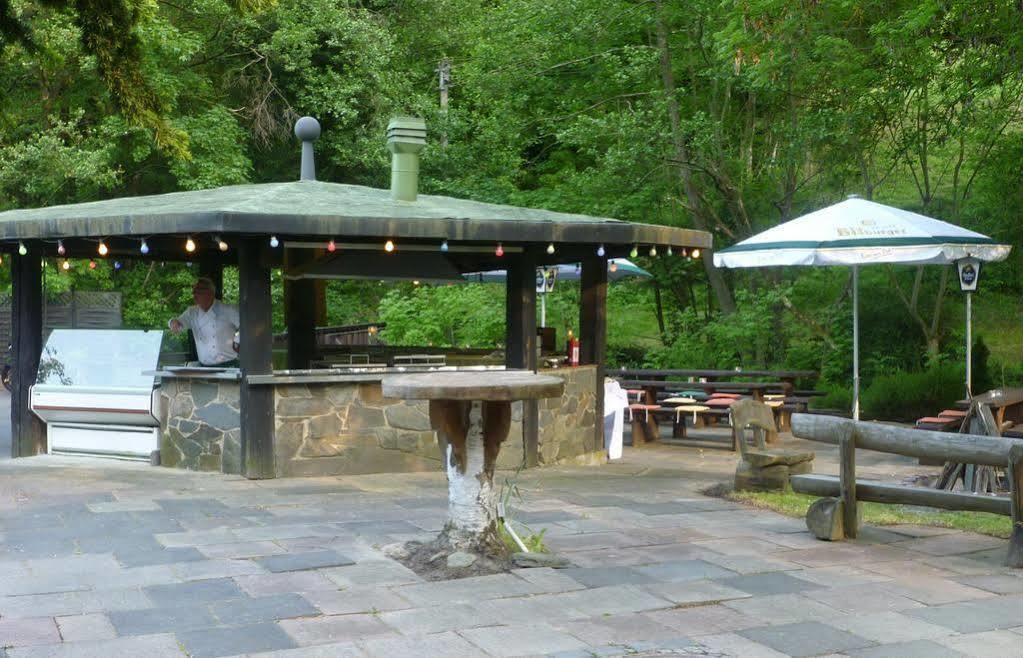 Waldhotel Im Wiesengrund Hurtgenwald Ngoại thất bức ảnh